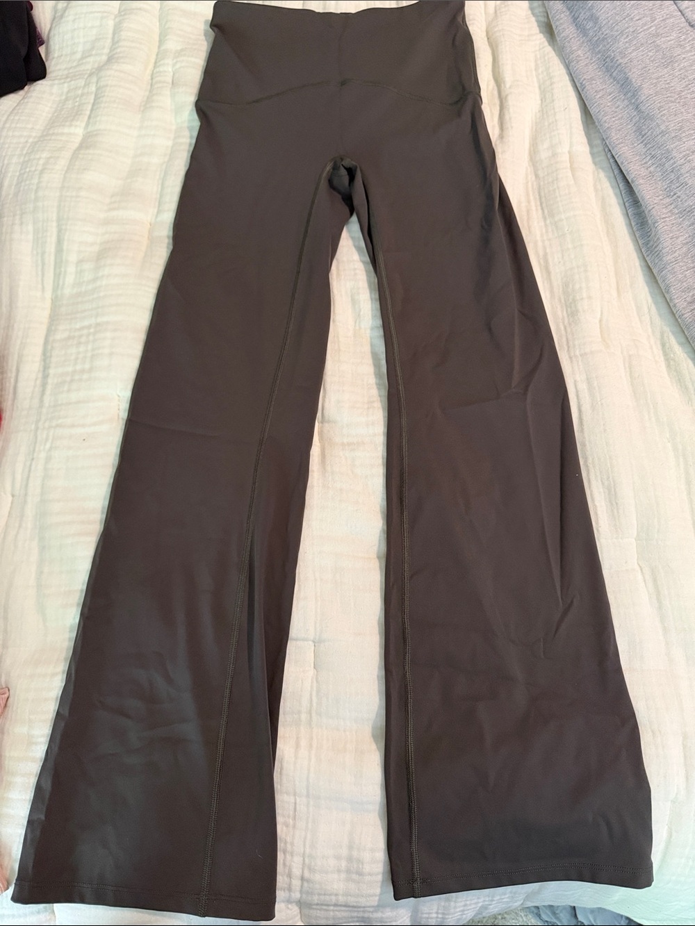 High-Waist GreyFlared Yoga Pants